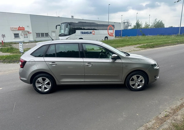 Skoda RAPID cena 39900 przebieg: 90000, rok produkcji 2018 z Brzesko małe 56